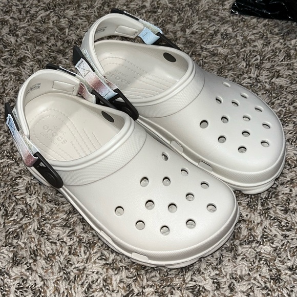 Crocs - Picture 1 of 5